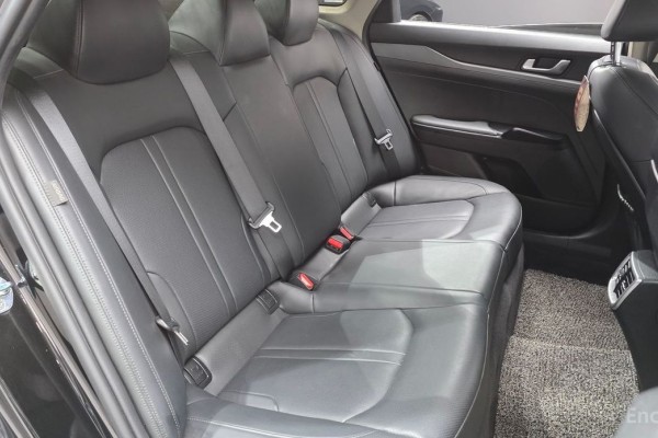 2021 Kia K5 с пробегом 54 015 км