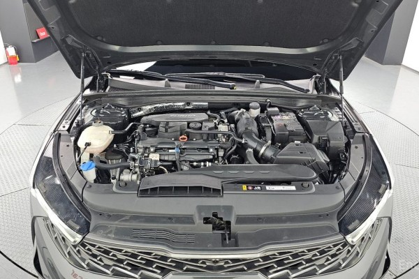 2021 Kia K5 с пробегом 31 918 км