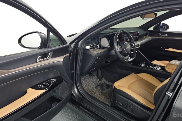 2021 Kia K5 с пробегом 31 918 км