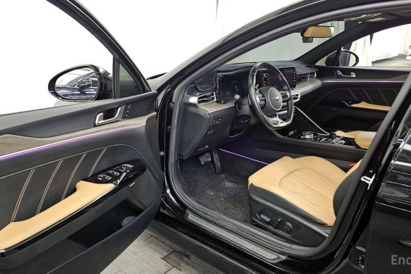 2021 Kia K5 с пробегом 76 034 км