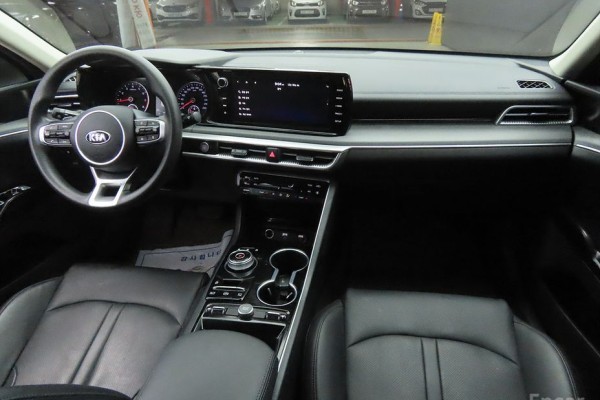 2021 Kia K5 с пробегом 39 424 км