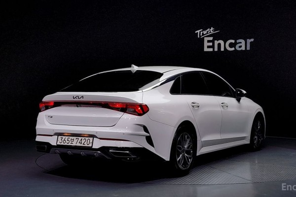 2022 Kia K5 с пробегом 101 507 км