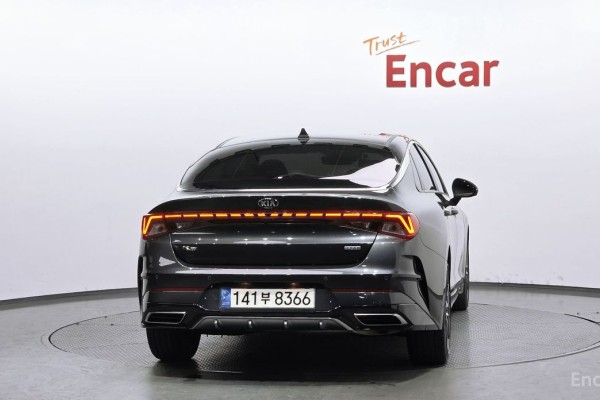 2021 Kia K5 с пробегом 42 359 км