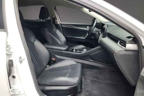 2022 Kia K5 с пробегом 101 507 км