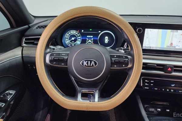 2021 Kia K5 с пробегом 37 941 км