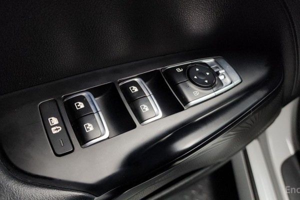 2022 Kia K5 с пробегом 101 507 км