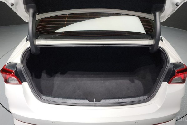 2022 Kia K5 с пробегом 101 507 км