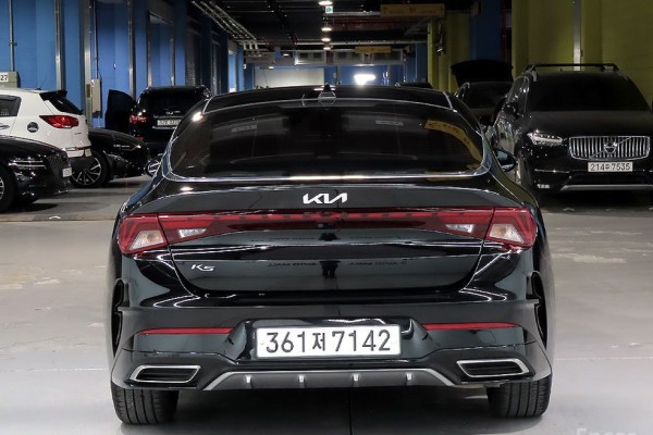 2021 Kia K5 с пробегом 93 436 км