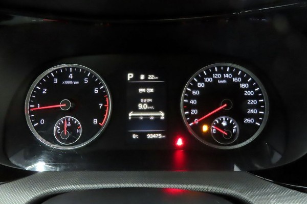 2021 Kia K5 с пробегом 93 436 км