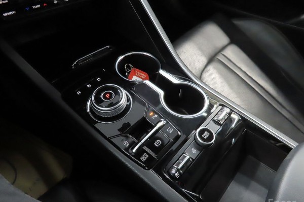 2021 Kia K5 с пробегом 93 436 км