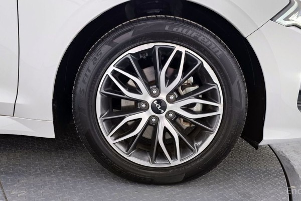 2022 Kia K5 с пробегом 63 521 км