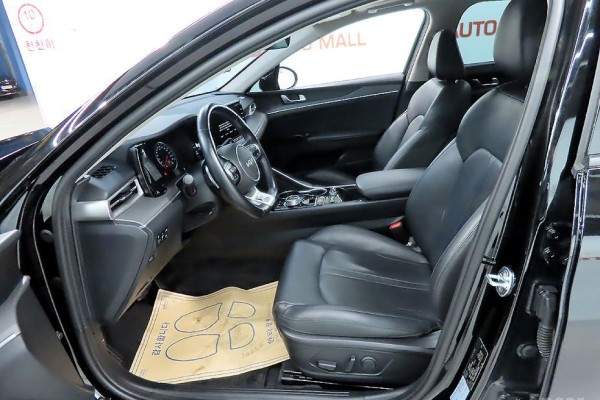 2021 Kia K5 с пробегом 93 436 км