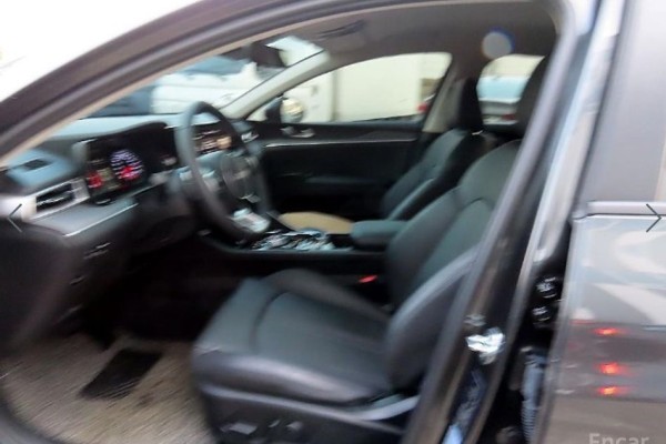 2022 Kia K5 с пробегом 32 651 км