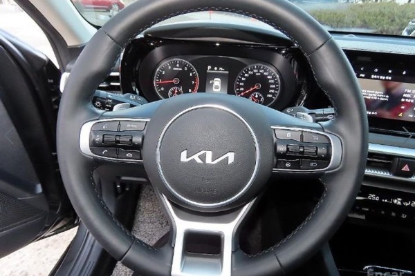 2022 Kia K5 с пробегом 32 651 км