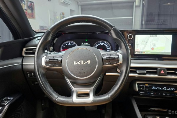 2022 Kia K5 с пробегом 80 947 км