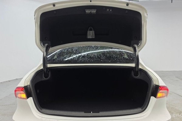 2022 Hyundai Grandeur с пробегом 47 938 км