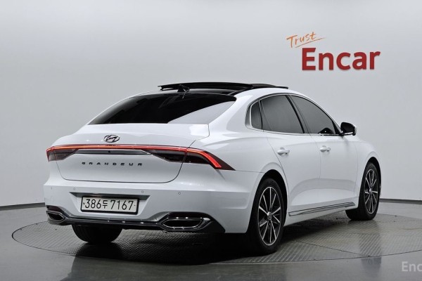 2022 Hyundai Grandeur с пробегом 70 495 км