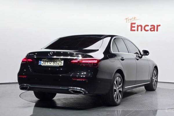 2021 Mercedes-Benz E-Класс с пробегом 121 704 км