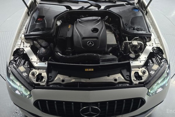 2022 Mercedes-Benz E-Класс с пробегом 85 772 км