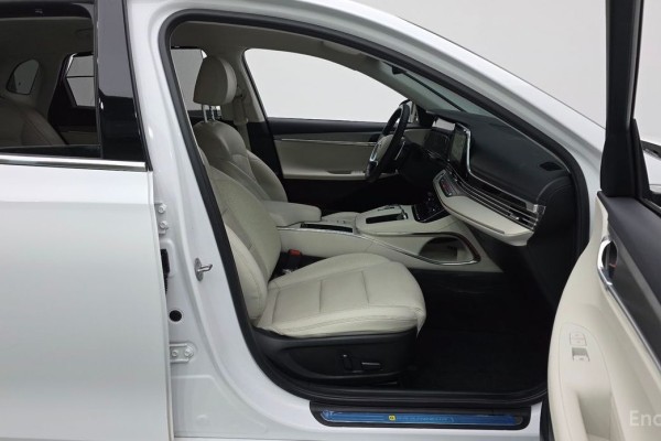 2022 Hyundai Grandeur с пробегом 112 952 км