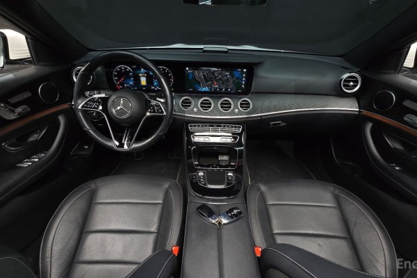 2022 Mercedes-Benz E-Класс с пробегом 85 772 км