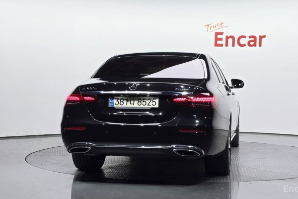 2021 Mercedes-Benz E-Класс с пробегом 121 704 км