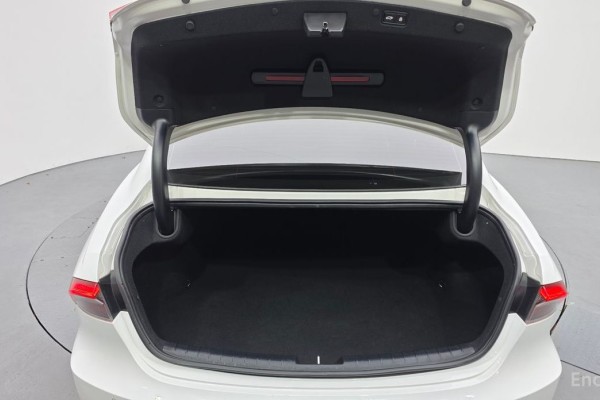 2022 Hyundai Grandeur с пробегом 112 952 км