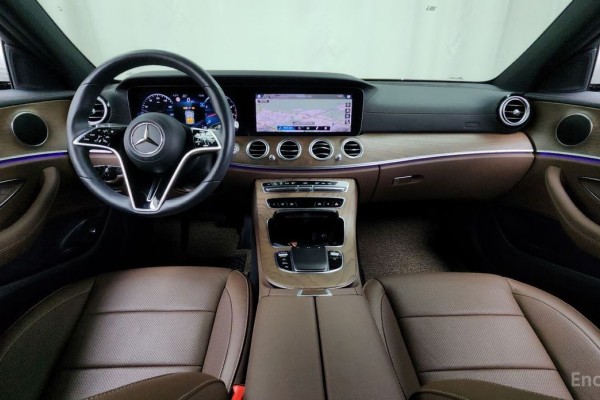 2021 Mercedes-Benz E-Класс с пробегом 47 221 км