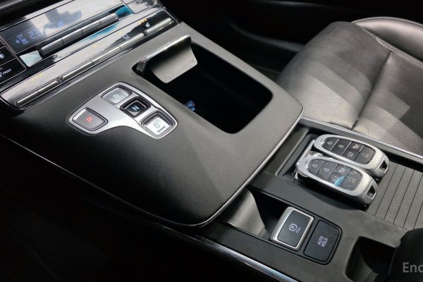 2021 Hyundai Grandeur с пробегом 75 331 км