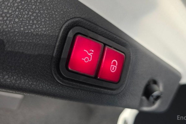 2022 Mercedes-Benz E-Класс с пробегом 85 772 км