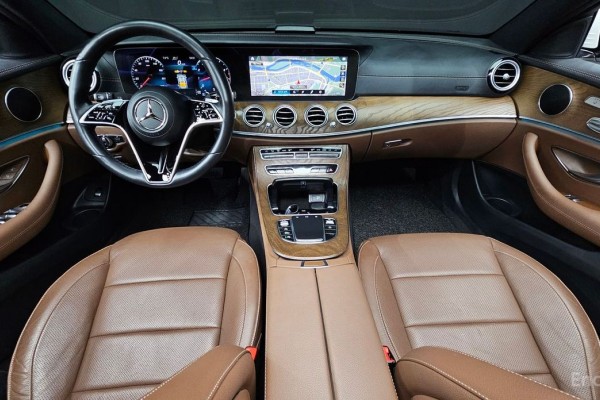 2021 Mercedes-Benz E-Класс с пробегом 97 386 км