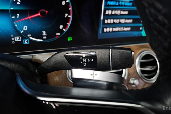 2021 Mercedes-Benz E-Класс с пробегом 97 386 км