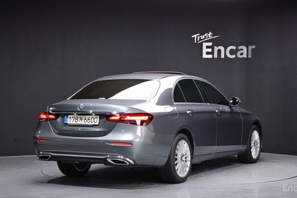 2022 Mercedes-Benz E-Класс с пробегом 40 603 км