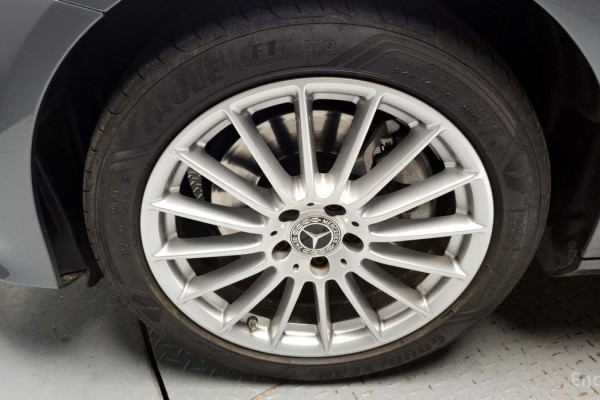 2022 Mercedes-Benz E-Класс с пробегом 40 603 км