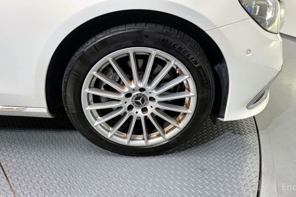 2021 Mercedes-Benz E-Класс с пробегом 79 324 км