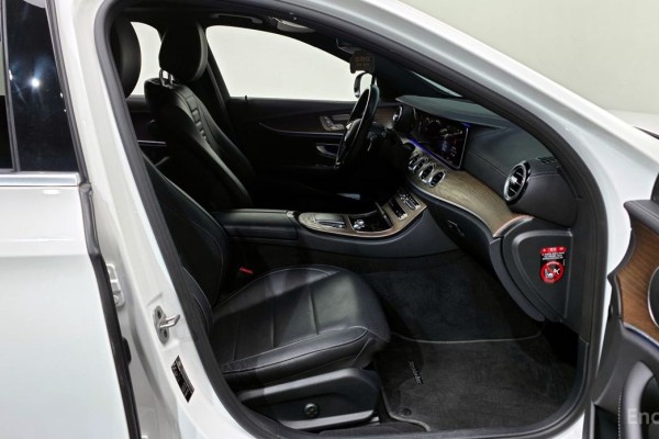 2021 Mercedes-Benz E-Класс с пробегом 79 324 км