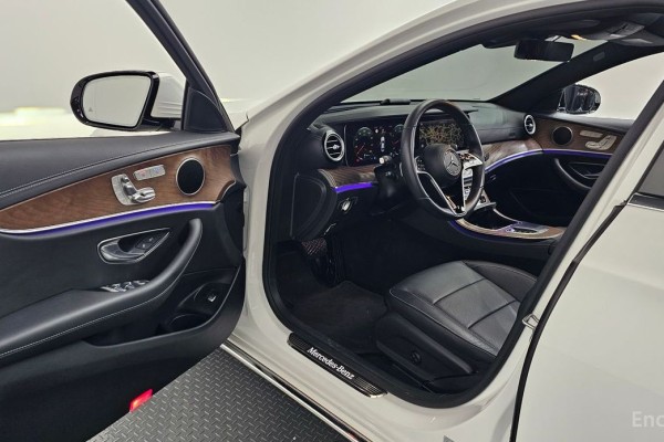 2021 Mercedes-Benz E-Класс с пробегом 46 067 км