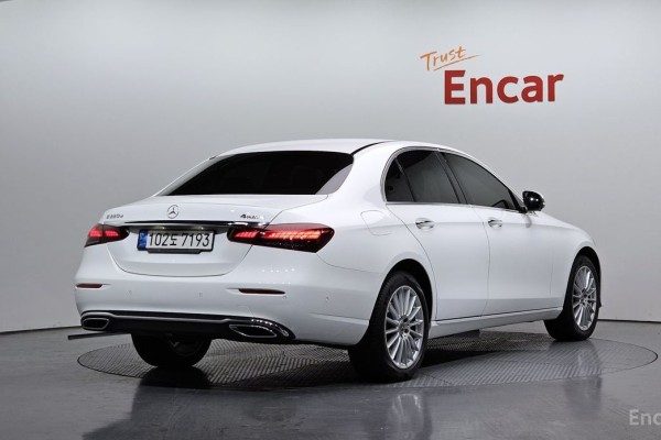 2022 Mercedes-Benz E-Класс с пробегом 53 502 км