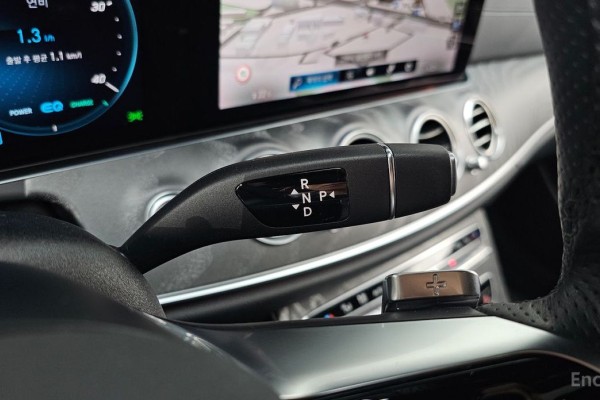 2022 Mercedes-Benz E-Класс с пробегом 53 747 км