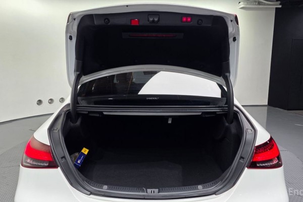 2021 Mercedes-Benz E-Класс с пробегом 79 324 км