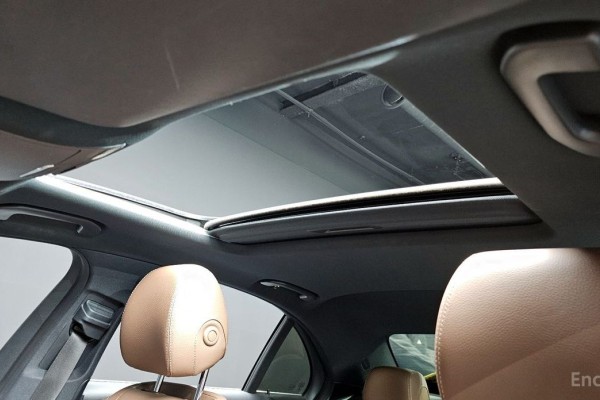 2022 Mercedes-Benz E-Класс с пробегом 50 418 км