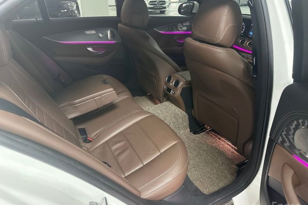 2022 Mercedes-Benz E-Класс с пробегом 90 579 км