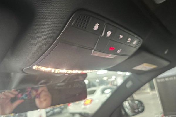 2022 Mercedes-Benz E-Класс с пробегом 90 579 км