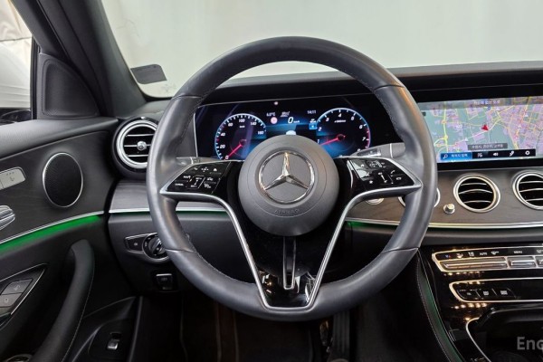 2022 Mercedes-Benz E-Класс с пробегом 42 559 км