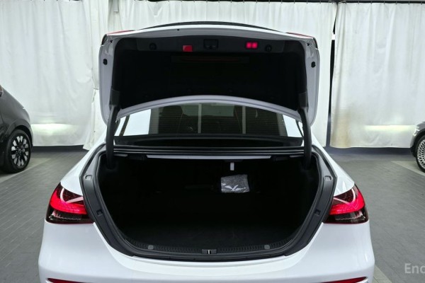 2022 Mercedes-Benz E-Класс с пробегом 42 559 км