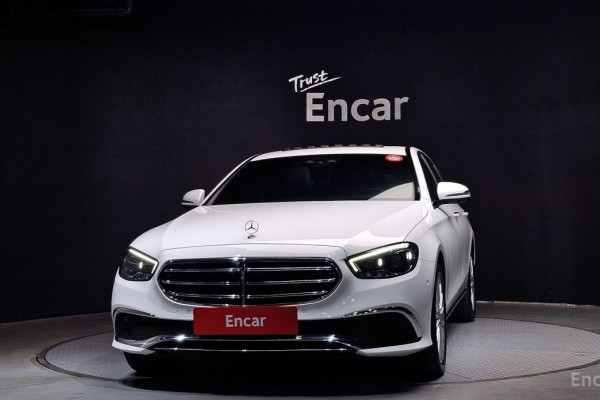 2022 Mercedes-Benz E-Класс с пробегом 40 381 км