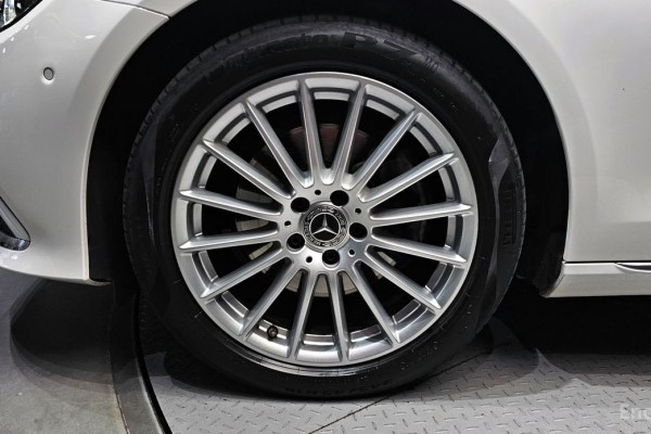 2022 Mercedes-Benz E-Класс с пробегом 40 381 км