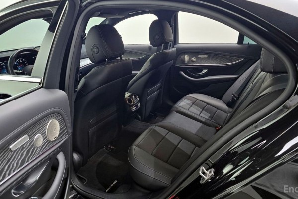 2022 Mercedes-Benz E-Класс с пробегом 62 402 км