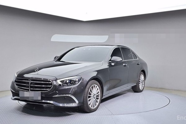 2022 Mercedes-Benz E-Класс с пробегом 61 620 км