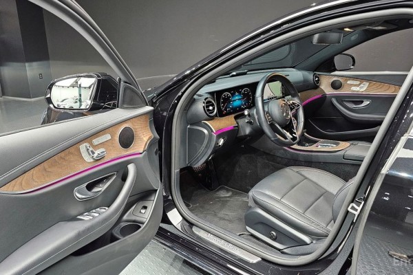 2022 Mercedes-Benz E-Класс с пробегом 41 562 км